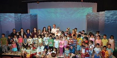 KUŞADASI BELEDİYE TİYATROSUNA İKİ ÖDÜL DAHA